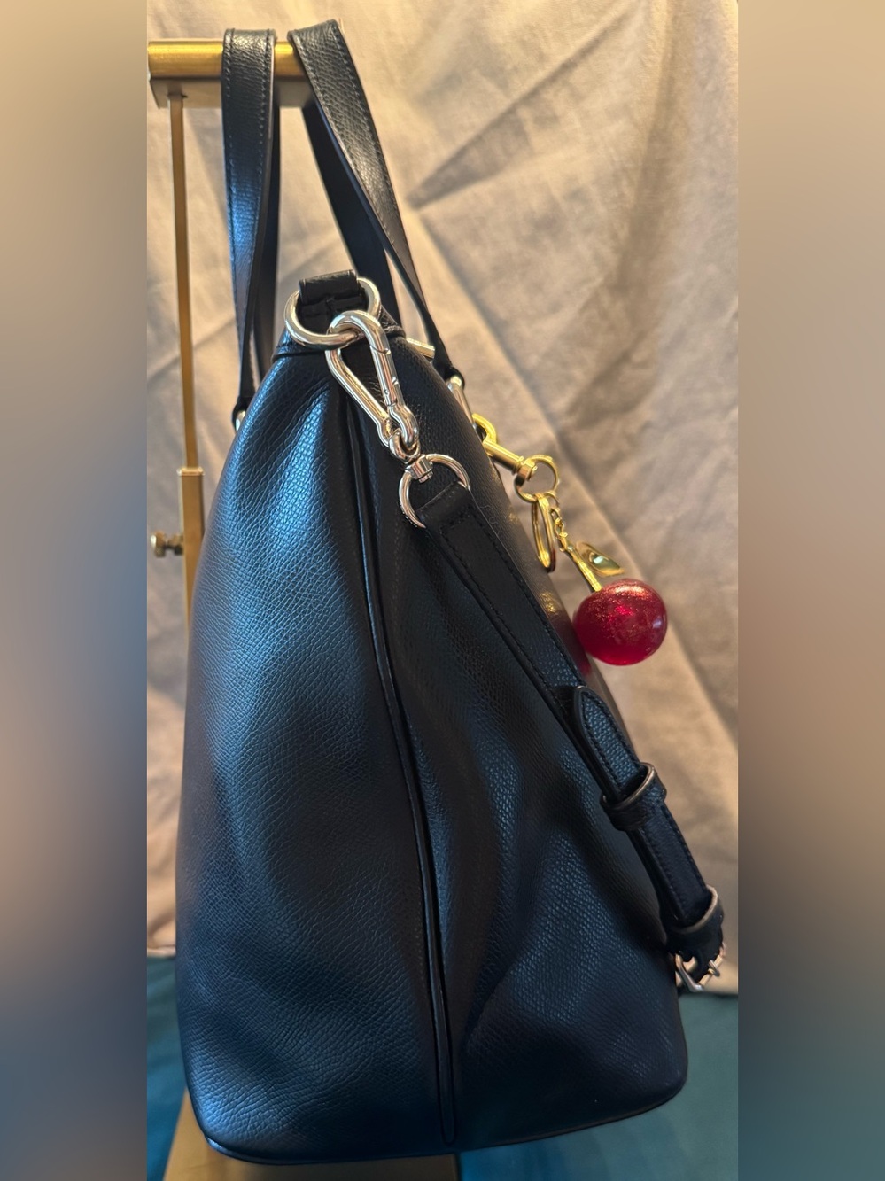 Coach F34680 Pleat Tote in Black Crossgrain Leather - Picture 5 of 15